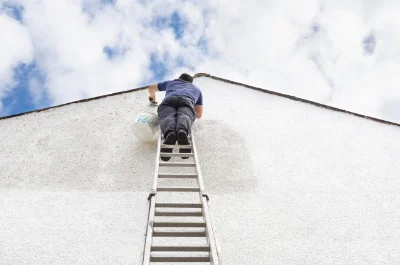 Peinture extérieure à Meria — façades et ravalement